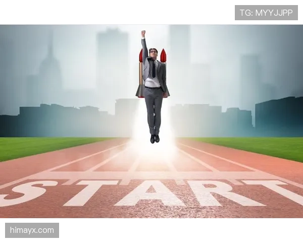 山口茜训练完直接啃冰块降温，这自律狠人连喝水都算卡路里？