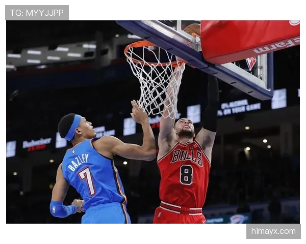 扎克拉文家里那个篮球架，比我家房租还贵